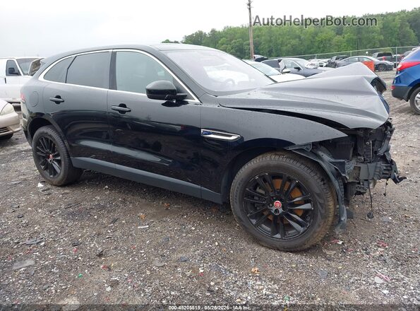 SADCK2BV1HA064988 2017 JAGUAR F-PACE Black 360 interior view