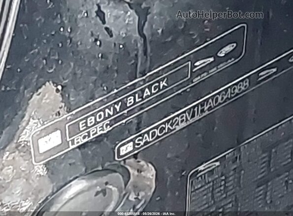 SADCK2BV1HA064988 2017 JAGUAR F-PACE Black Engine compartment view