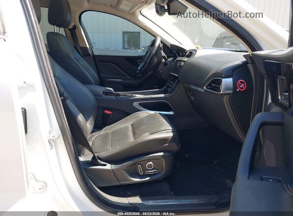 SADCK2GX1KA392865 2019 JAGUAR F-PACE Белый Вид салона спереди