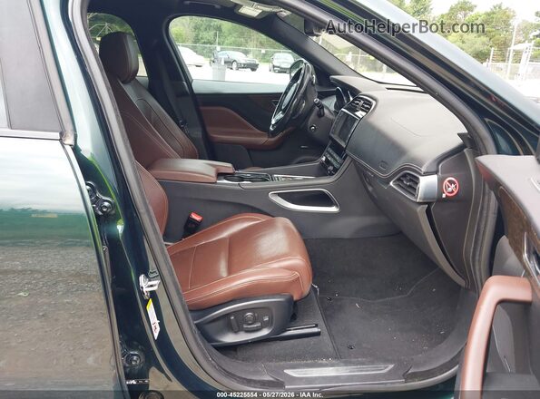 SADCM2BV3HA081589 2017 JAGUAR F-PACE Green Вид салону спереду