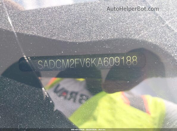 SADCM2FV6KA609188 2019 JAGUAR F-PACE Black Engine compartment view