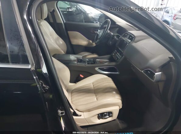 SADCN2GX2LA645376 2020 JAGUAR F-PACE Black Вид салону спереду