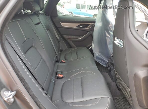 SADCT2FU4RA736557 2024 JAGUAR F-PACE Gray Widok tylnych siedzeń