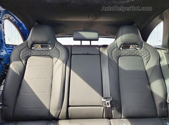 SADCZ2EE0RA739609 2024 JAGUAR F-PACE Blue Հետևի նստատեղերի տեսք