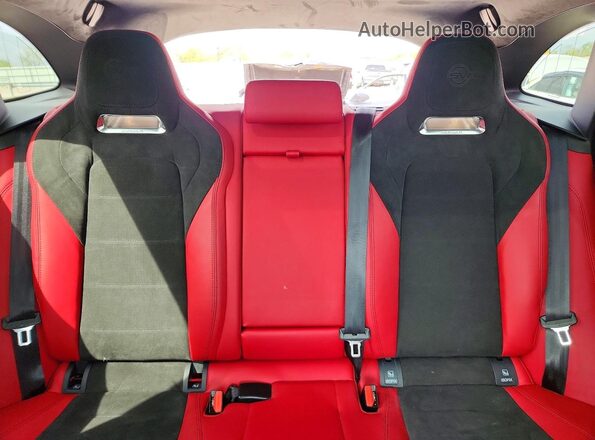 SADCZ2EE6MA669395 2021 JAGUAR F-PACE Red Widok tylnych siedzeń