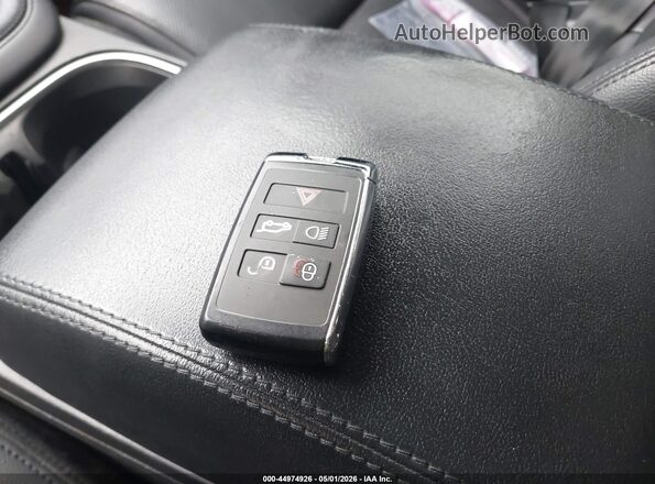 SADFJ2FX0J1Z24879 2018 JAGUAR E-PACE Gray Widok deski rozdzielczej