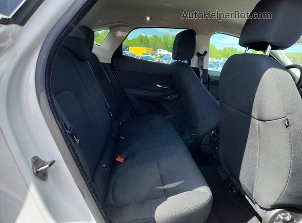SADFK2FX7J1Z05694 2018 JAGUAR E-PACE White Widok tylnych siedzeń