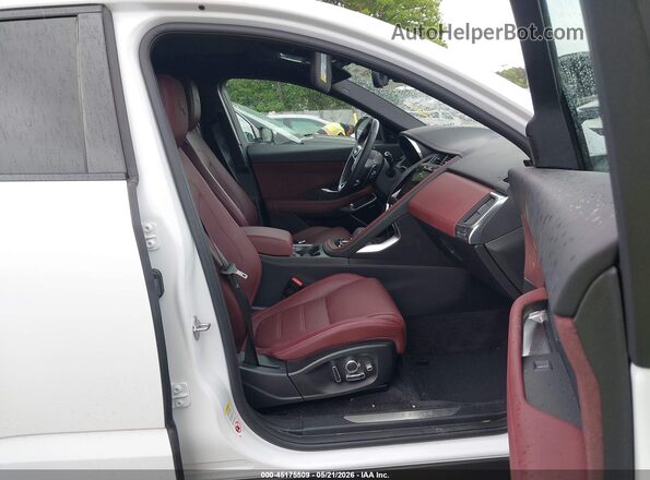 SADFL2FX5R1048770 2024 JAGUAR E-PACE White Вид салону спереду