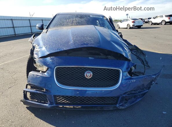 SAJAD4BGXHA952117 2017 JAGUAR XF Blue Widok z przodu