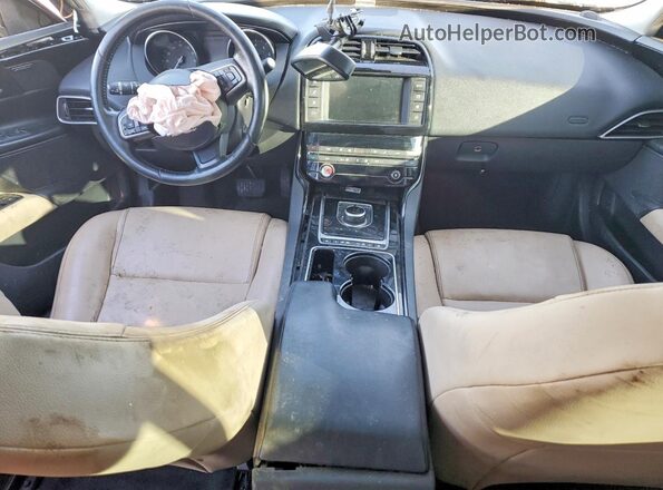 SAJAD4BGXHA952117 2017 JAGUAR XF Blue Widok deski rozdzielczej
