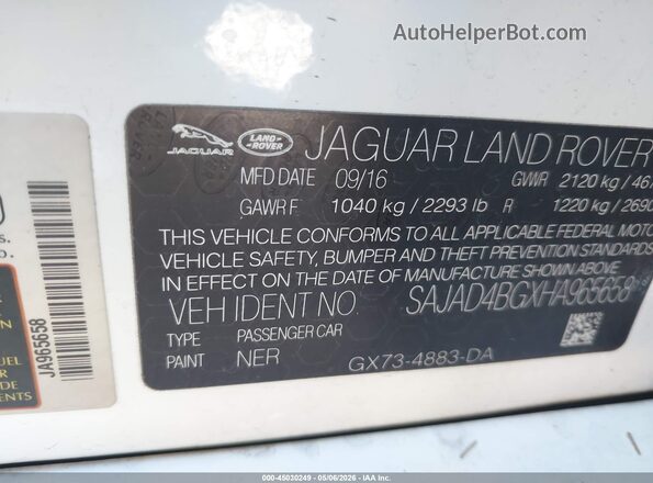 SAJAD4BGXHA965658 2017 JAGUAR XF White Vista del compartimento del motor