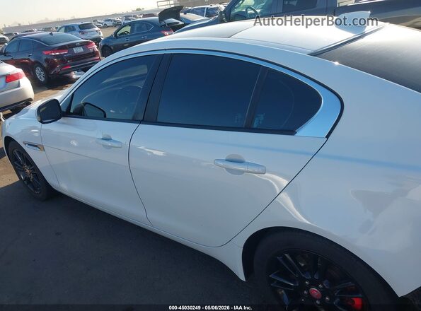 SAJAD4BGXHA965658 2017 JAGUAR XF White 