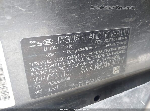 SAJAD4BVXHA971717 2017 JAGUAR XF Gray Vista del compartimento del motor