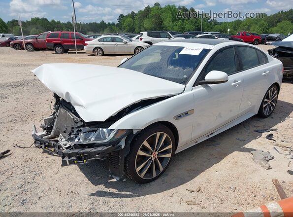 SAJAF4GX5JCP37659 2018 JAGUAR XF White Front left