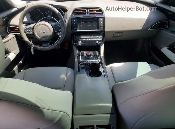 SAJAJ4BV8HCP14987 2017 JAGUAR XF Black Առջևի վահանակի տեսք