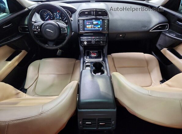 SAJAR4BG9HA972795 2017 JAGUAR XF Blue Vista del salpicadero