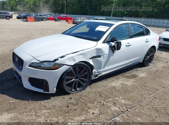 SAJBG4BVXGCY04823 2016 JAGUAR XF Белый Передняя левая четверть