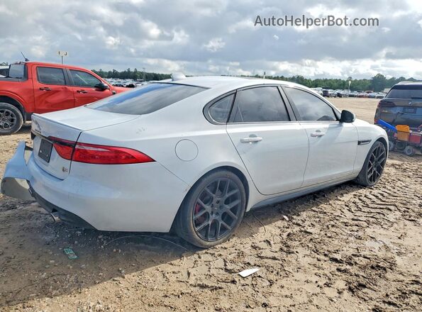 SAJBG4FV9JCY55697 2018 JAGUAR XF Белый Задняя правая четверть