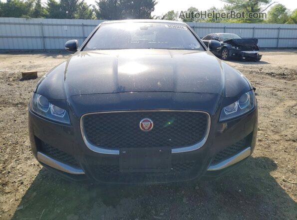 SAJBJ4BV6HCY46554 2017 JAGUAR XF Black 