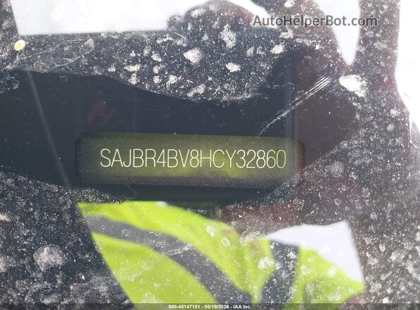 SAJBR4BV8HCY32860 2017 JAGUAR XF Черный Вид подкапотного пространства