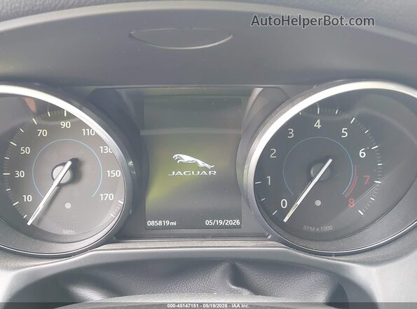 SAJBR4BV8HCY32860 2017 JAGUAR XF Черный 