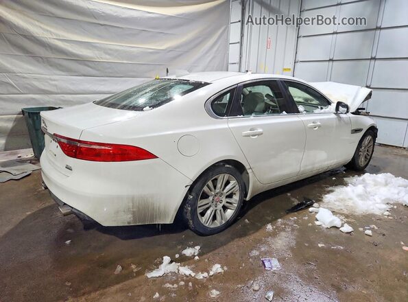 SAJBS4BV9HCY27882 2017 JAGUAR XF Белый Задняя правая четверть