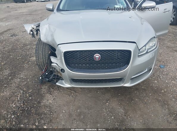 SAJWA1C78G8V95747 2016 JAGUAR XJ Beige 
