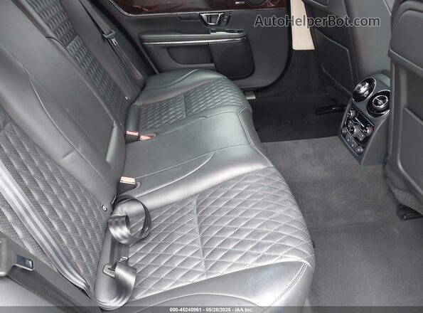SAJWA2G73G8W02720 2016 JAGUAR XJ Черный Вид наклейки с VIN-кодом