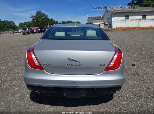 SAJWA2G73H8W03948 2017 JAGUAR XJ Silver 