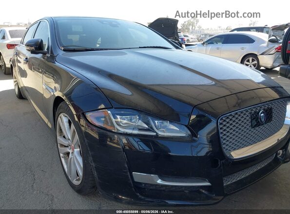 SAJWA2G73J8W13398 2018 JAGUAR XJ Black 