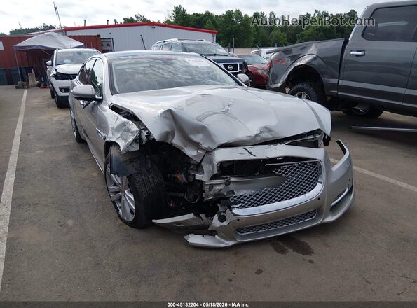 SAJWA2G75G8V93258 2016 JAGUAR XJ Gray წინა ხედი