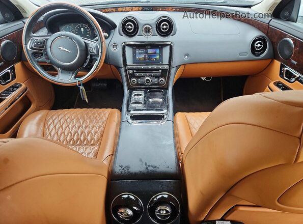 SAJWJ2GD5H8W08719 2017 JAGUAR XJL White Вид панелі приладів