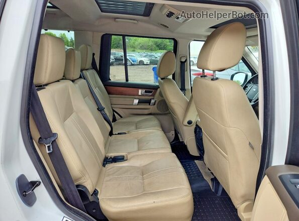 SALAG2V60GA792897 2016 LAND ROVER LR4 Белый Вид задней части салона