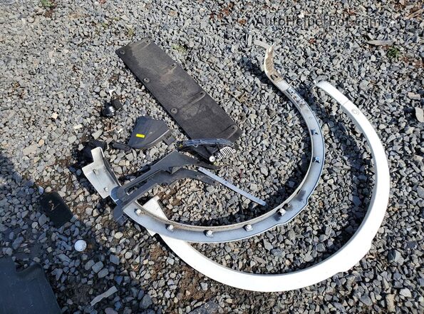SALCJ2FX7SH353374 2025 LAND ROVER DISCOVERY White VIN კოდის სტიკერის ხედი