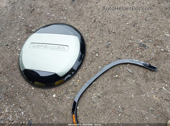 SALE27EU9S2403088 2025 LAND ROVER DEFENDER Зеленый Вид щитка приборов