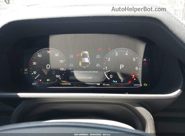 SALEJ7EX5S2430978 2025 LAND ROVER DEFENDER Black Widok tylnych siedzeń