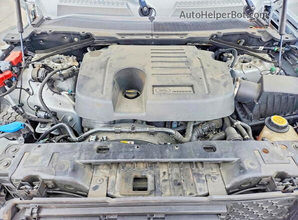SALEP7EU0P2192095 2023 LAND ROVER DEFENDER Silver Вид підкапотного простору