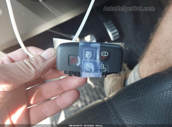 SALGS5FE8HA358518 2017 LAND ROVER RANGE ROVER Black Առջևի վահանակի տեսք