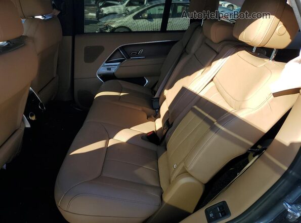 SALKPBFU2RA252584 2024 LAND ROVER RANGE Gray Rear interior view