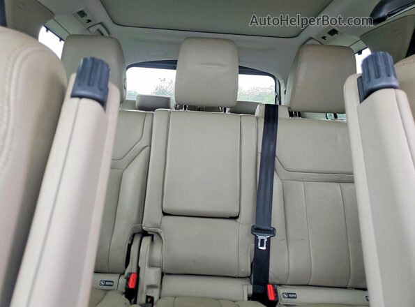 SALRG2RV8JA072419 2018 LAND ROVER DISCOVERY White Vista de los asientos traseros
