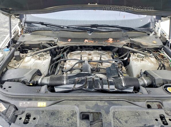 SALRG2RV8JA072419 2018 LAND ROVER DISCOVERY White Vista del compartimento del motor