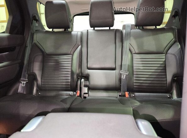 SALRJ2EX9R2490258 2024 LAND ROVER DISCOVERY Black Rear seats view