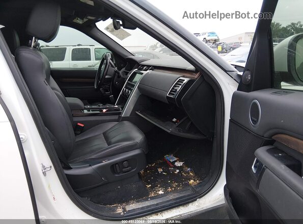 SALRR2RV2JA069252 2018 LAND ROVER DISCOVERY White Front interior view