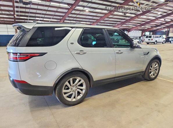 SALRRBBKXHA031097 2017 LAND ROVER DISCOVERY Silver Trasero derecho