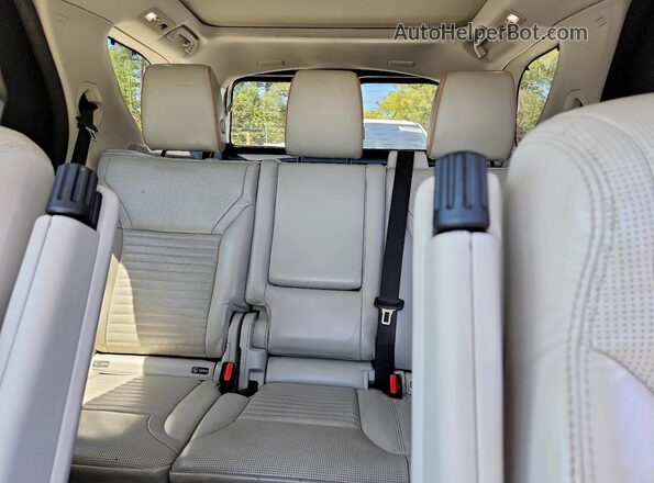 SALRRBBV0HA037338 2017 LAND ROVER DISCOVERY Blue უკანა სავარძლების ხედი