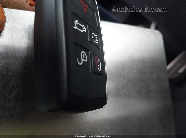 SALYL2EX5TA816155 2026 LAND ROVER RANGE ROVER VELAR White Vista del salpicadero