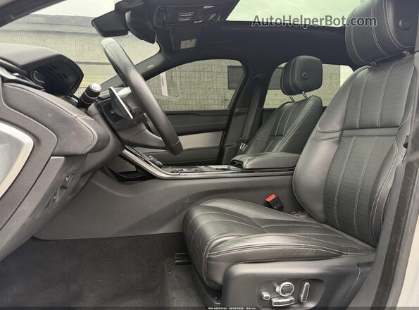 SALYM2RV0JA706519 2018 LAND ROVER RANGE ROVER VELAR Silver Widok wnętrza z przodu