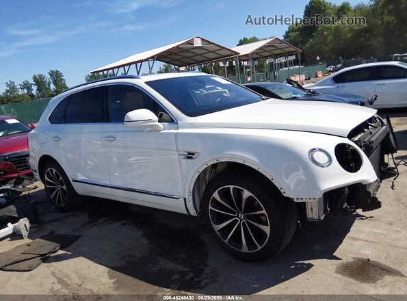 SJAAC2ZV0HC012621 2017 BENTLEY BENTAYGA Белый Панорамный вид салона 360°