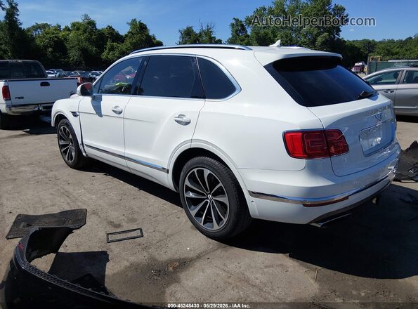 SJAAC2ZV0HC012621 2017 BENTLEY BENTAYGA Белый Задняя левая четверть