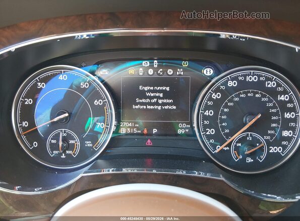 SJAAC2ZV0HC012621 2017 BENTLEY BENTAYGA Белый Вид задних сидений